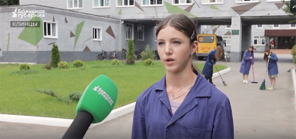 Клинцовские старшеклассники принимают участие в программе трудоустройства