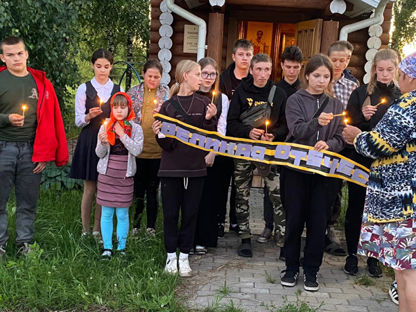 Жители деревни Задубравье присоединился к акции «Свеча памяти»