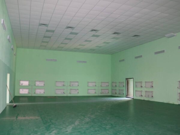 В Комаричах ремонтируют зал единоборств