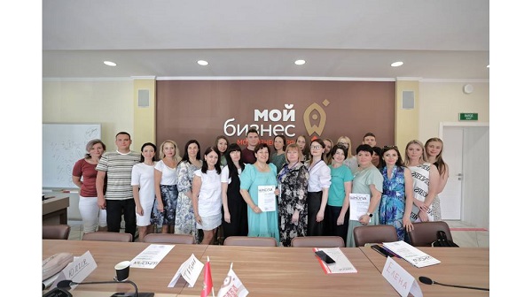 «Школу предпринимательства» преподали брянским бизнесменам