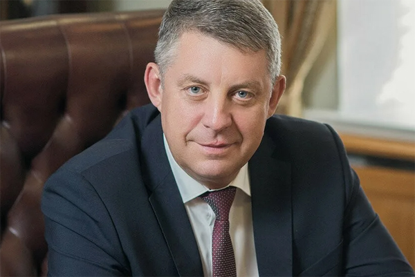 Губернатор поздравил работников почтовой связи