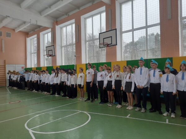 В Ржаницкой школе прошёл смотр строя и песни