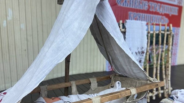 В Брянске отмечают Единый день фольклора