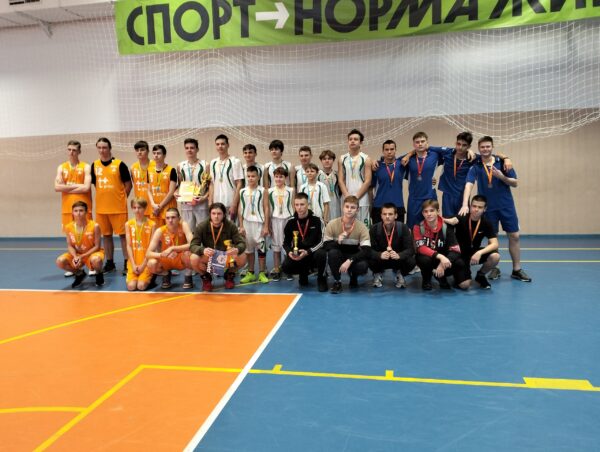 Команда Ржаницкой школы победила в соревнованиях по баскетболу