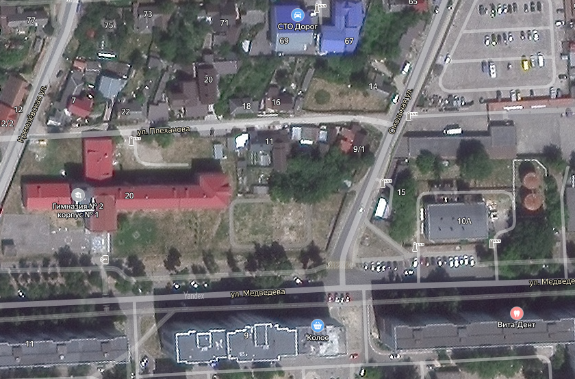 В Бежице на месте свалки появился зелёный уголок