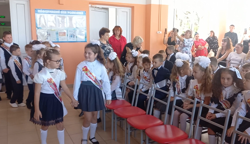 В школах Жуковского округа прозвучали первые звонки