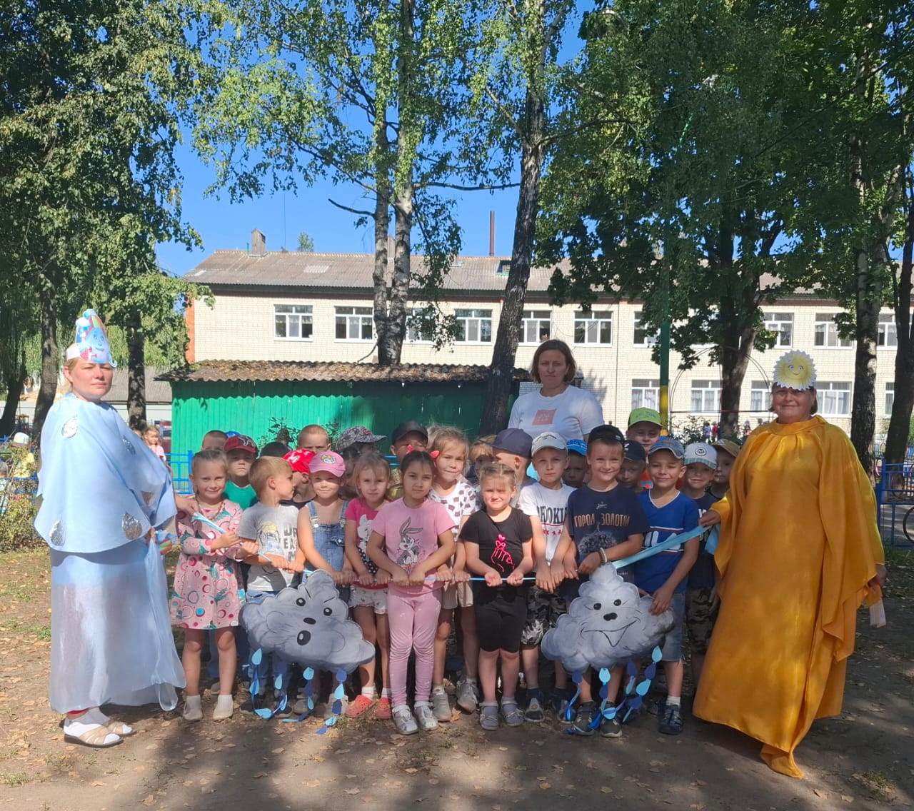 В детском саду «Солнышко» попрощались с летом