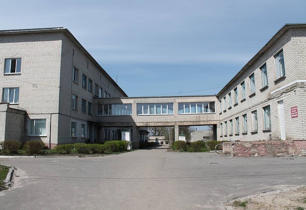 В Суземской больнице Брянщины провели ремонт кровель на трёх зданиях