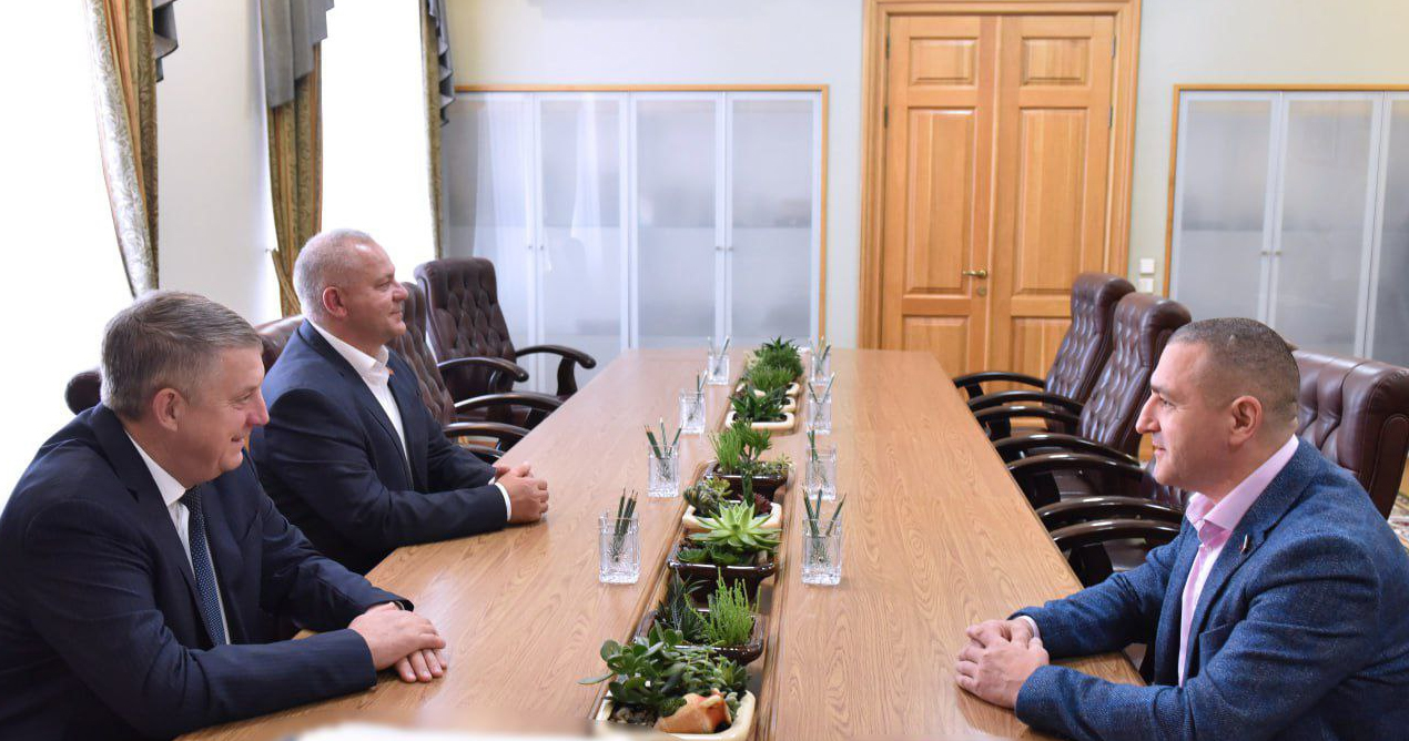 На Брянщине с визитом депутат Госдумы Александр Ильтяков