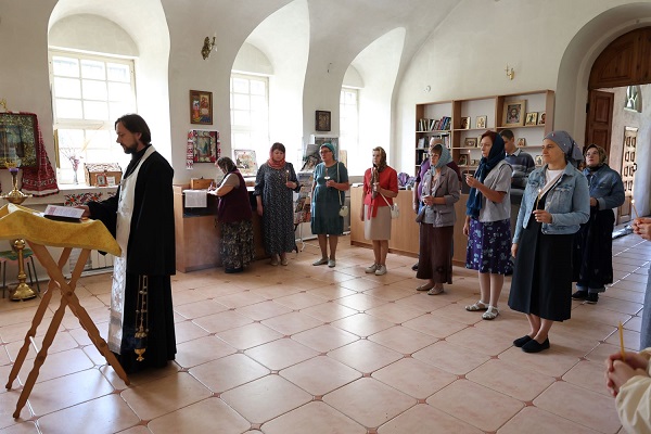  В Овстуге прошли мероприятия, посвященные дню памяти Владимира Даниловича Гамолина