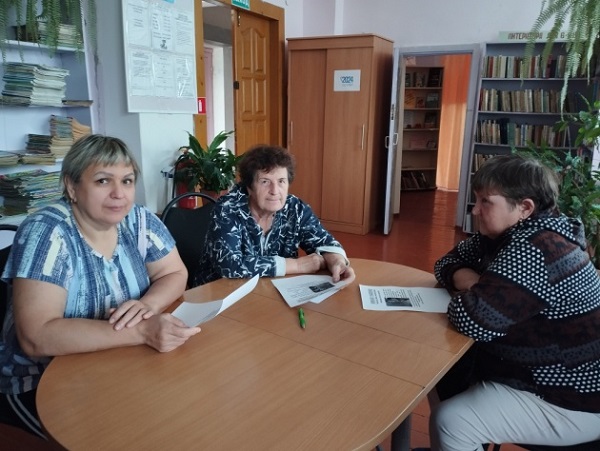 В Ходиловичах разбирались, как пенсионеру распознать мошенника