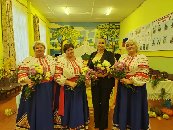 Шамординские самодеятельные артисты выступили в Олсуфьево