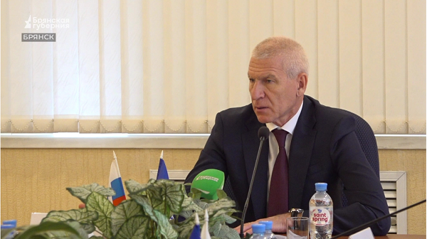 Олег Матыцин встретился с руководителями образовательных учреждений Брянска