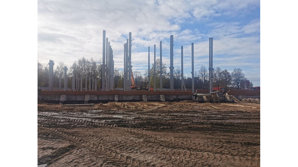 В брянской Унече продолжают строить спорткомплекс с бассейном