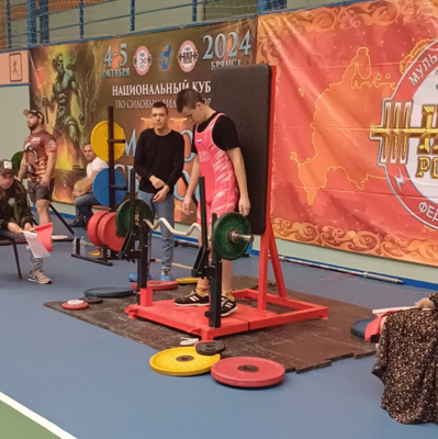 Жуковский спортсмен победил на Открытом Национальном Кубке по силовым видам спорта