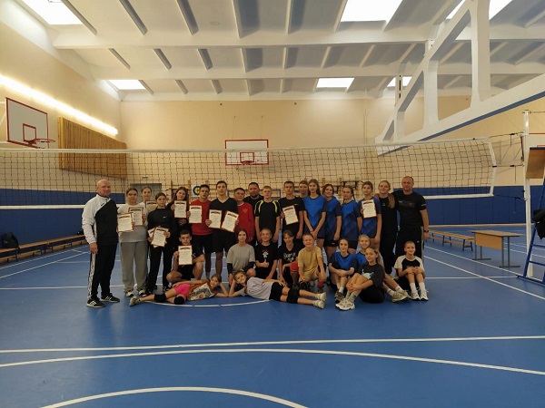 В Лицее №1 состоялось муниципальное первенство по волейболу среди школьников