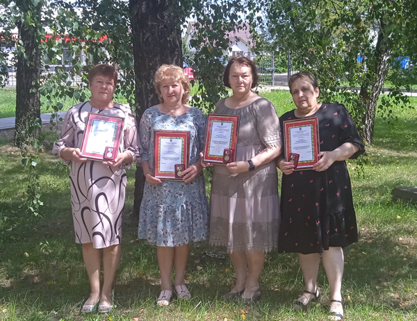 Шесть сотрудников Жуковской межрайонной больницы награждены Почётными грамотами Губернатора Брянской области