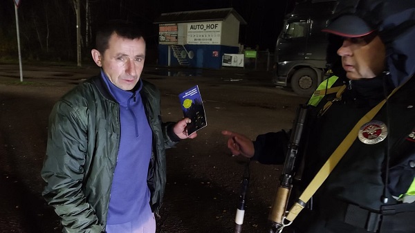 В Жуковском округе сотрудники Госавтоинспекции провели акцию «Засветись»