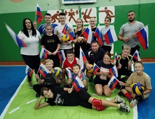 В честь Дня народного единства в Речице прошел волейбольный турнир