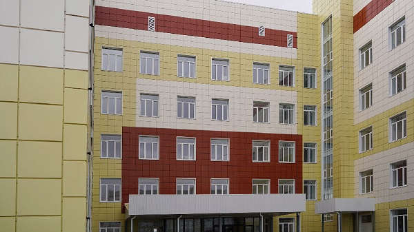 В Брянске в новой поликлинике на 800 посещений в смену будут работать 11 отделений