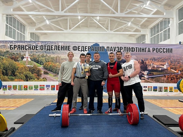 Жуковские спортсмены достойно выступили на Чемпионате Брянской области по пауэрлифтингу