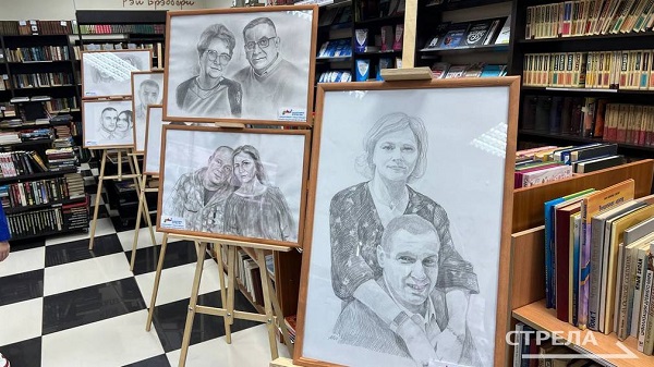 В Брянсккниге открылась уникальная выставка «Семья защитников Отечества»