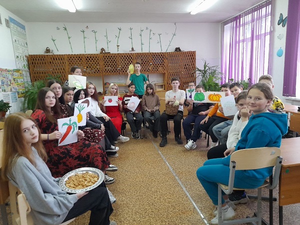 В Ржаницкой школе прошел праздник урожая