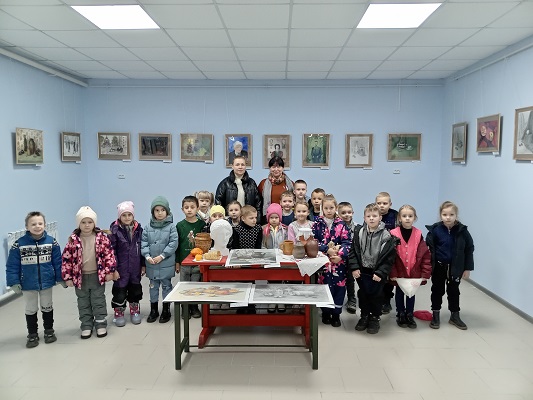 Дошколята «Солнышка» посетили жуковскую галерею «Вдохновение»