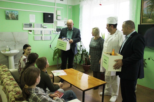 В Жуковке прошла акция «Коробка храбрости»