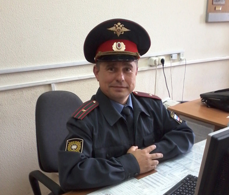 Жуковские ветераны МВД поздравляют коллегу с юбилеем