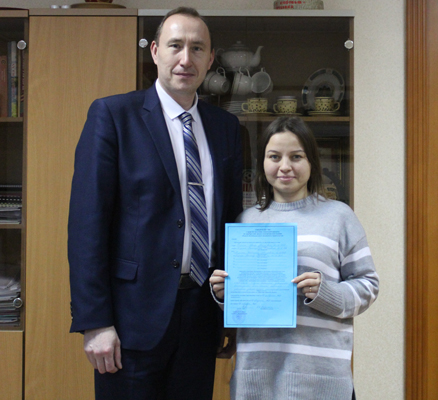 Семье участника СВО вручили сертификат на приобретение жилья