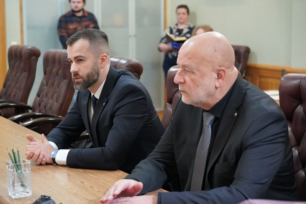 Губернатор Брянщины Александр Богомаз провел рабочую встречу с учредителем и гендиректором ООО «Термотрон-Завод»