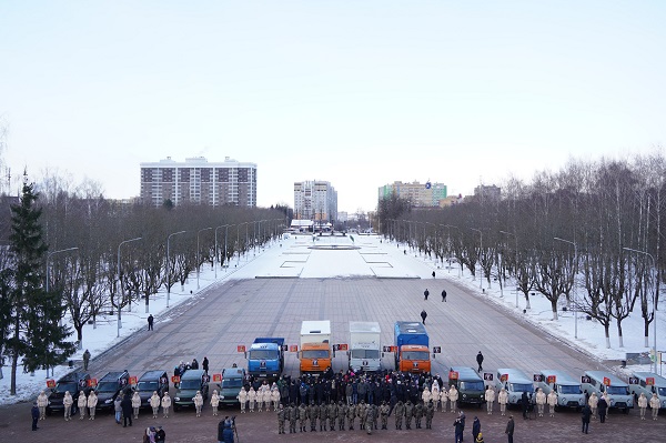 Добровольческому отряду «БАРС-Брянск» вручили технику