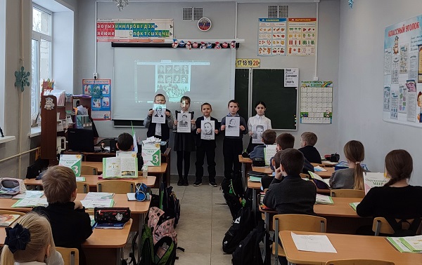 Учащиеся Жуковской школы №2 рассказали о детях-героях Великой Отечественной войны Брянщины