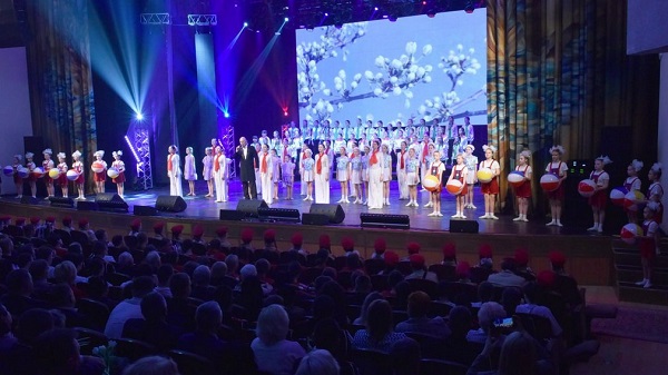 Губернатор Александр Богомаз рассказал о женщинах-защитницах Родины