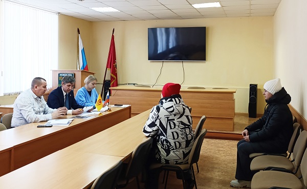 Депутат областной Думы Алексей Тимошков провел прием граждан