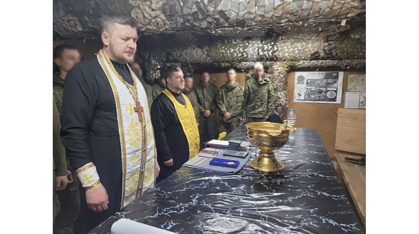 Бойцов СВО в приграничье посетили брянские священники