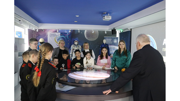 Устроили встречу кадетов с космонавтом Афанасьевым брянские следователи