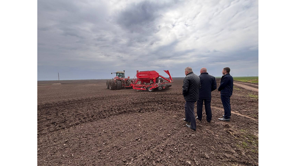 Брянские аграрии поделились опытом на полях Карачевского района