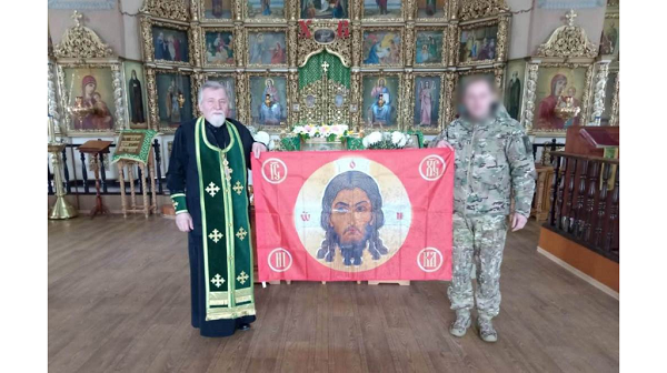 Для бойцов «БАРС-Брянск» освятили стяг с образом Спаса Нерукотворного