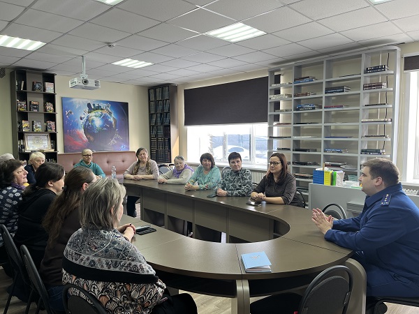 В Жуковской библиотеке состоялась встреча с заместителем прокурора Жуковского района