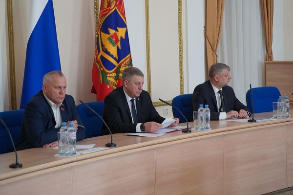 На финансовую поддержку брянских семей с детьми было выделено более 8,8 миллиардов рублей