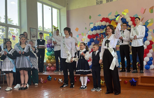 Последний звонок прозвучал в Ржаницкой школе