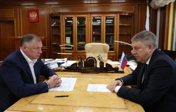 Рабочая встреча губернатора Александра Богомаза с вице-премьером Маратом Хуснуллиным