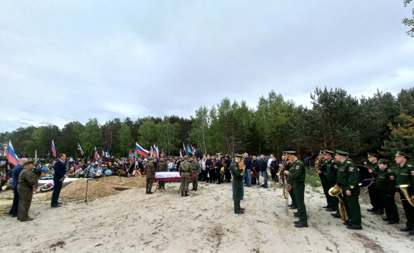 Жуковка простилась с героем-земляком Сергеем Щёлоковым