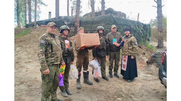 Прихожане брянского храма и волонтеры отправили гуманитарный груз бойцам группировки «Север»