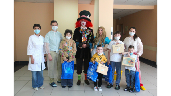 В брянском онкоцентре устроили праздник в честь Дня защиты детей