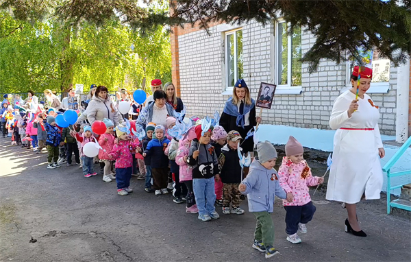 В жуковском «Солнышке» организовали «Парад победы»