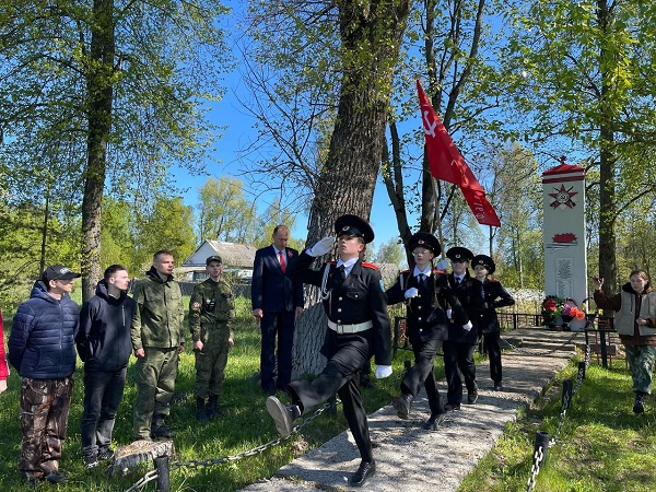 Жуковские поисковики подняли двух бойцов в районе деревни Никольская Слобода
