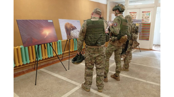 На выставке «Самая красивая страна» побывали бойцы «БАРС-Брянск».